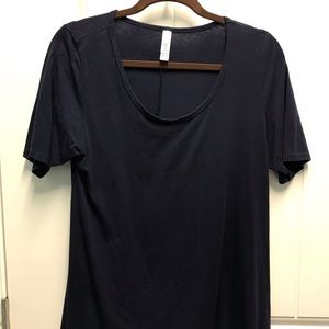 LuLaRoe perfect tee